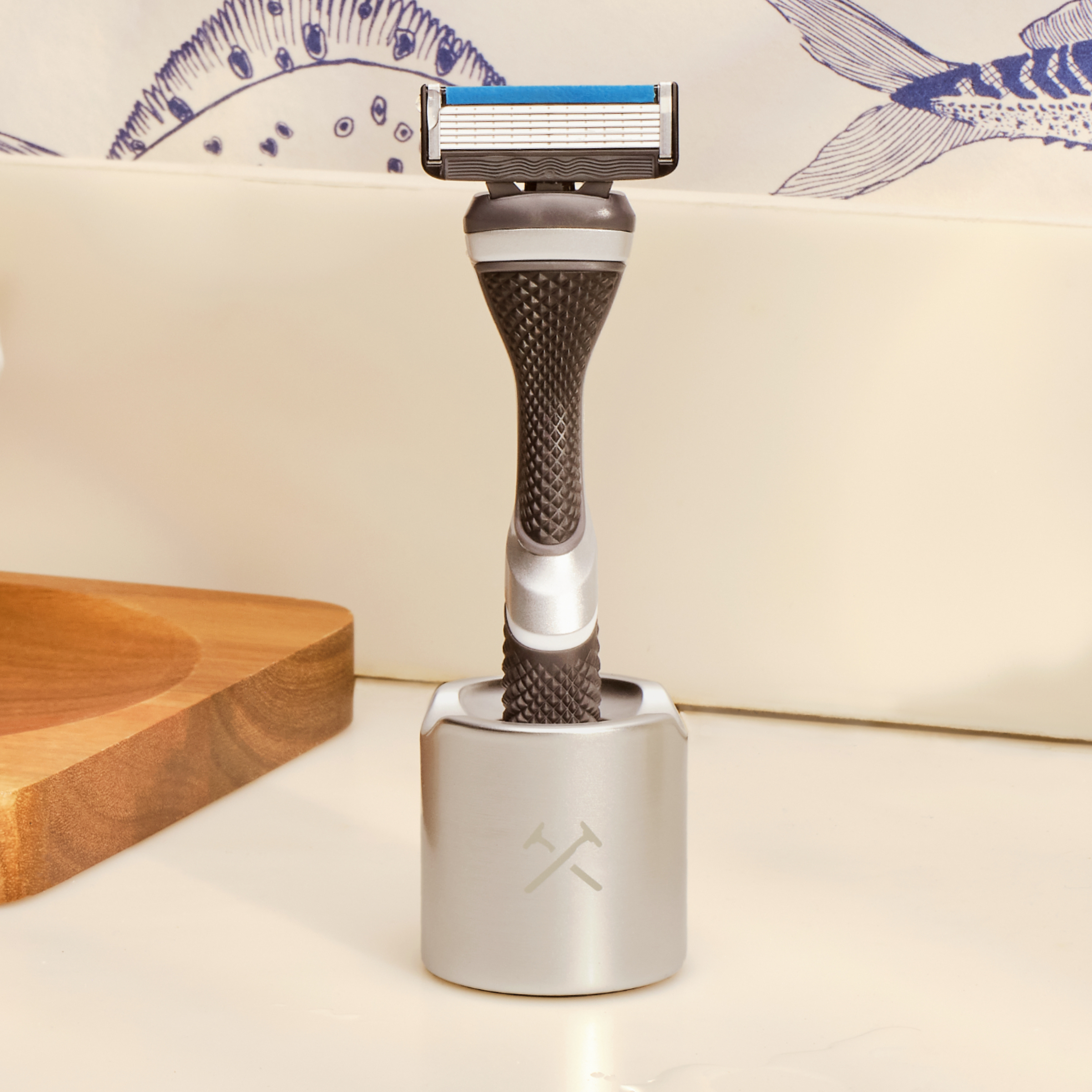 Metal Razor Stand for DSC Razors | Non-Slip & Blade Dryer